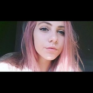 Meet your Posher, Fatima